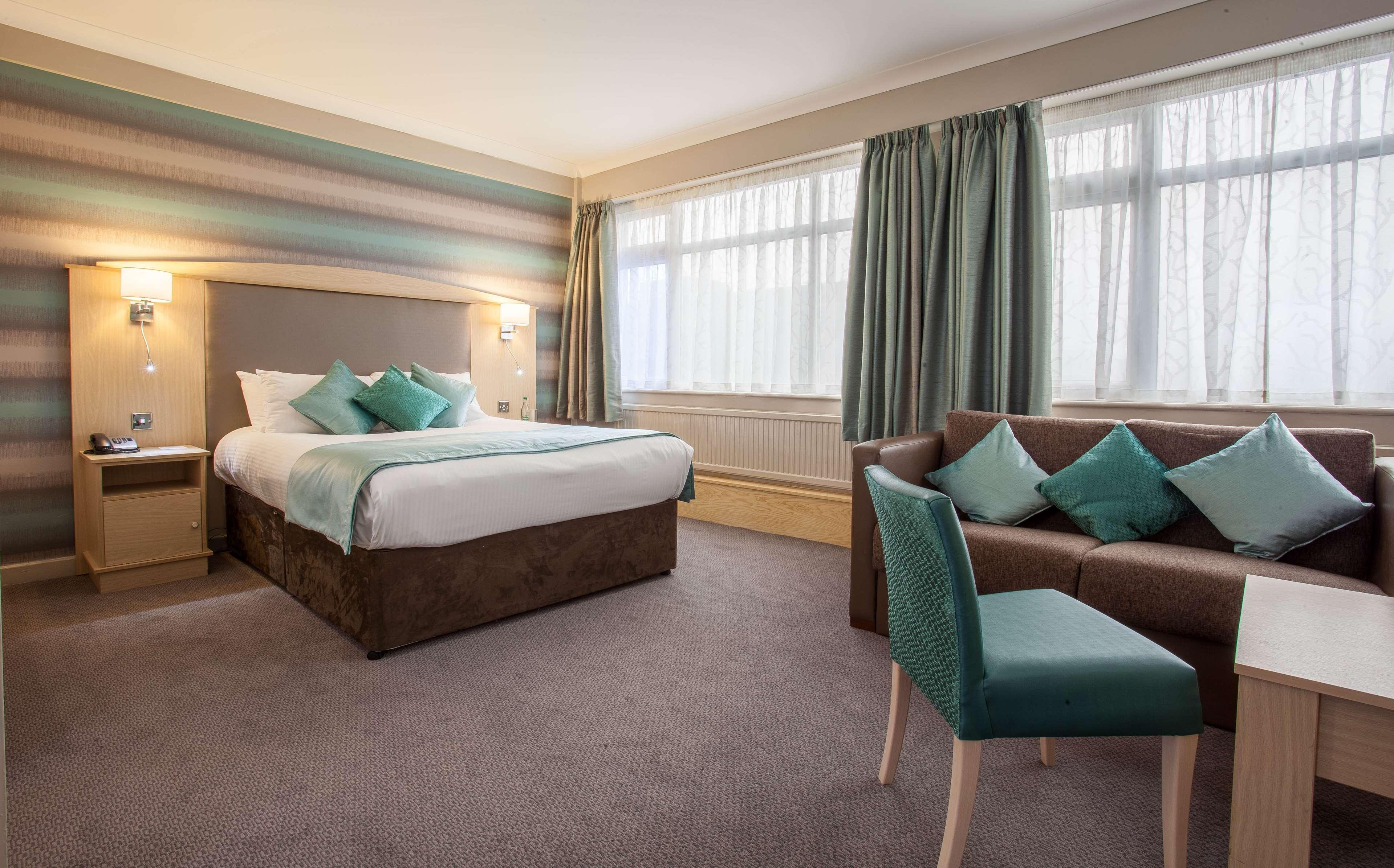 אלטרינצ'אם Cresta Court Hotel מראה חיצוני תמונה