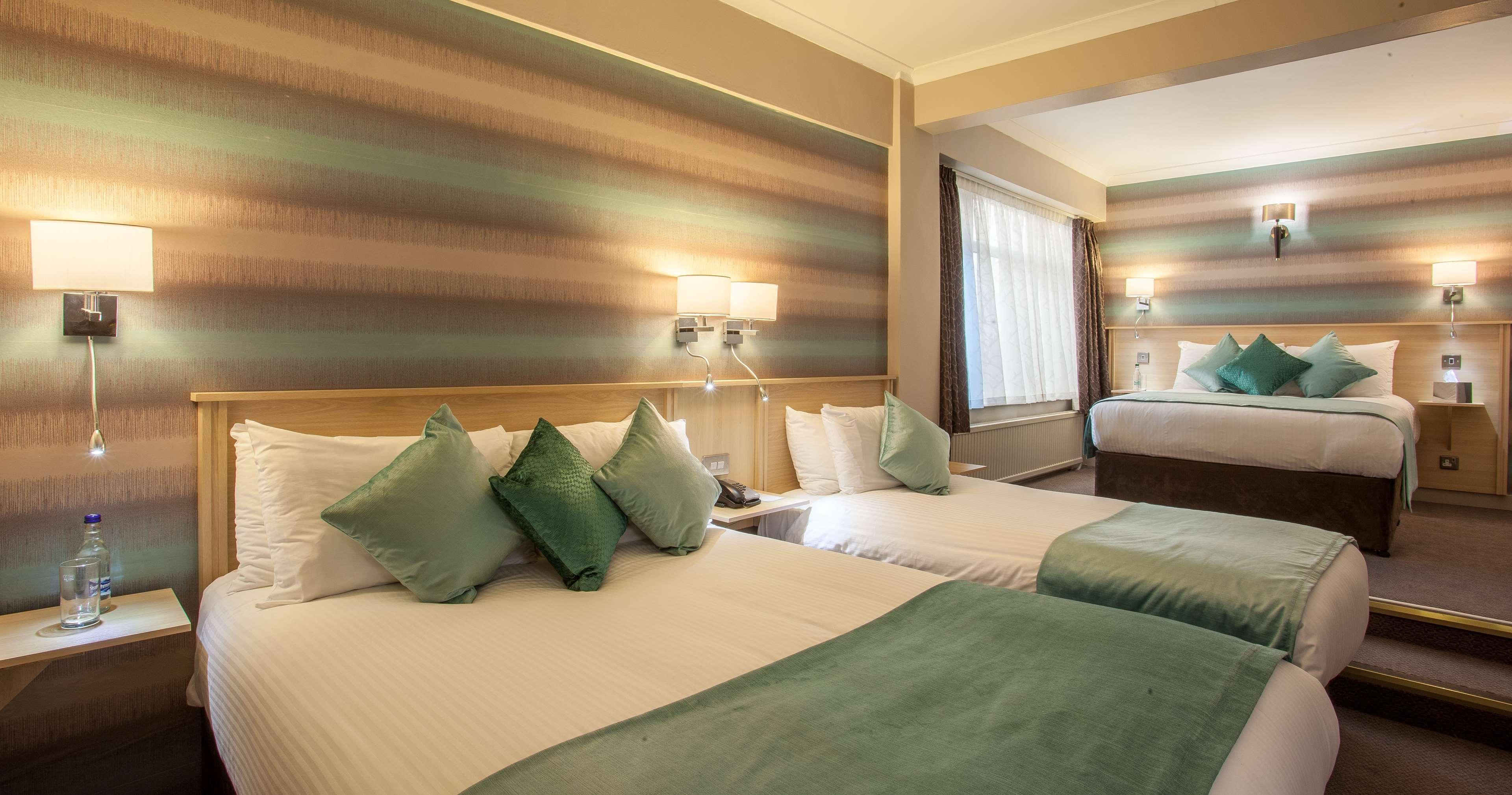 אלטרינצ'אם Cresta Court Hotel מראה חיצוני תמונה