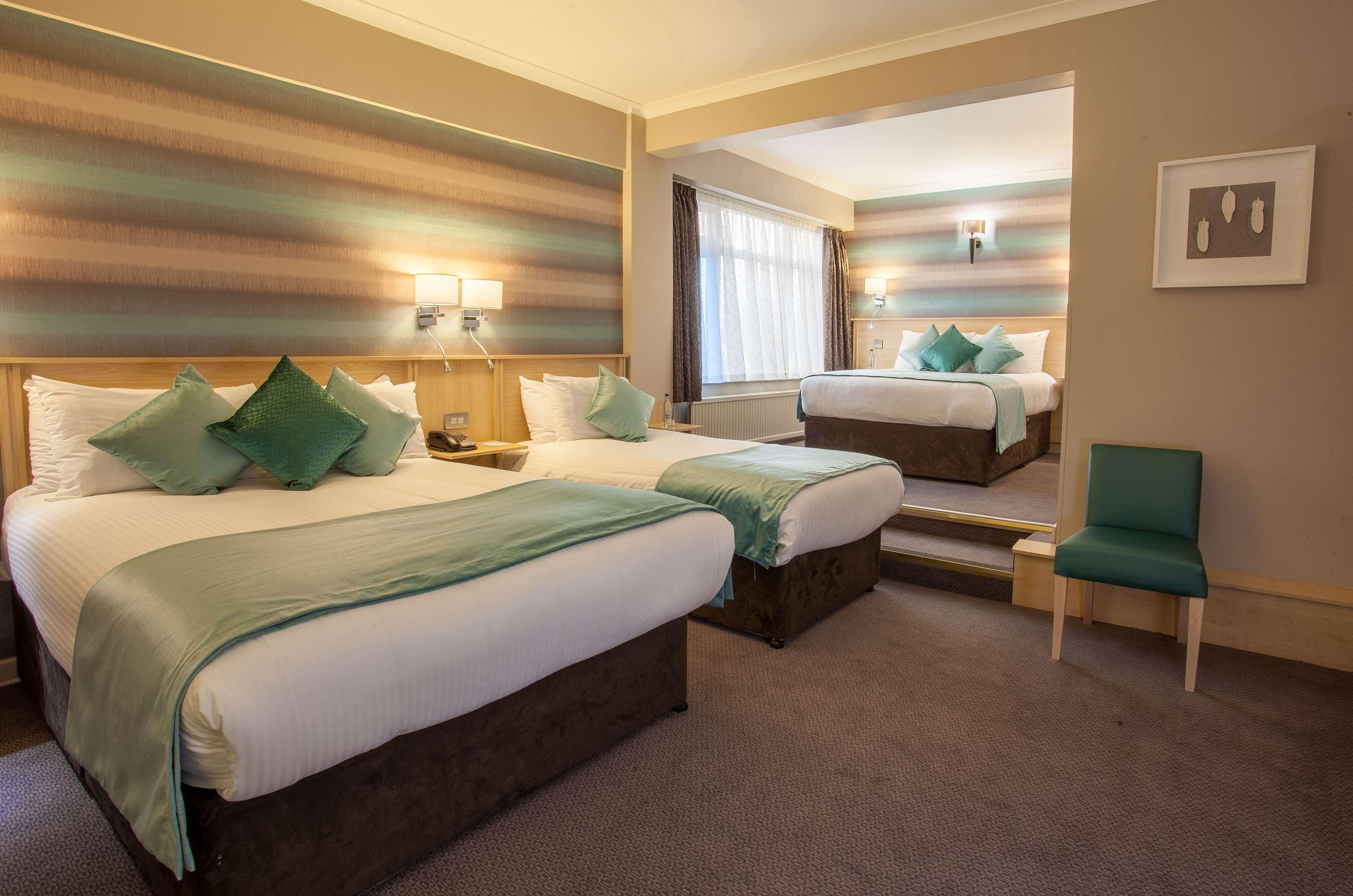 אלטרינצ'אם Cresta Court Hotel מראה חיצוני תמונה