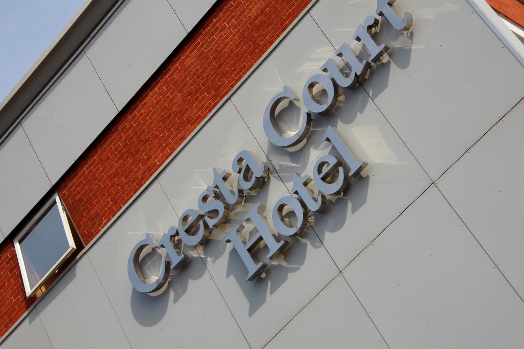 אלטרינצ'אם Cresta Court Hotel מראה חיצוני תמונה