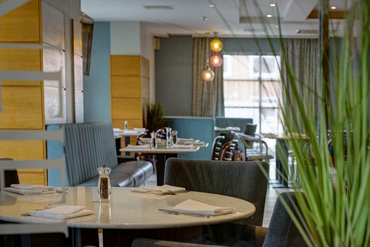 אלטרינצ'אם Cresta Court Hotel מראה חיצוני תמונה
